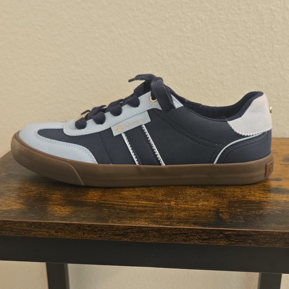 GBG Los Angeles Navy and Light Blue Sneakers - Picture 3 of 7